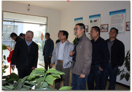 濟南大學參觀了淄博方億除塵設備有限公司實踐教學生產基地	